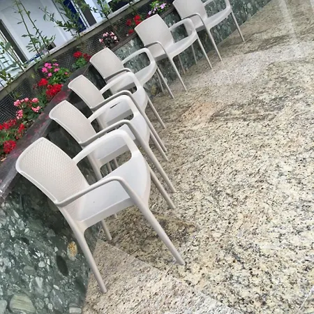 Apartment Kledi *